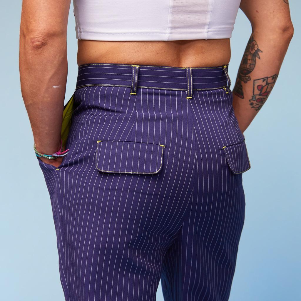 Close-up of the fabric of Tripp Pants – designed for comfort and flexibility.